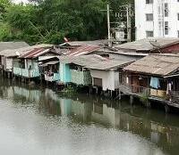 Thai Architecture - River Housing